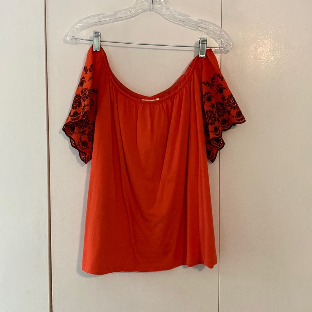 H&M coral and black off the shoulder shirt